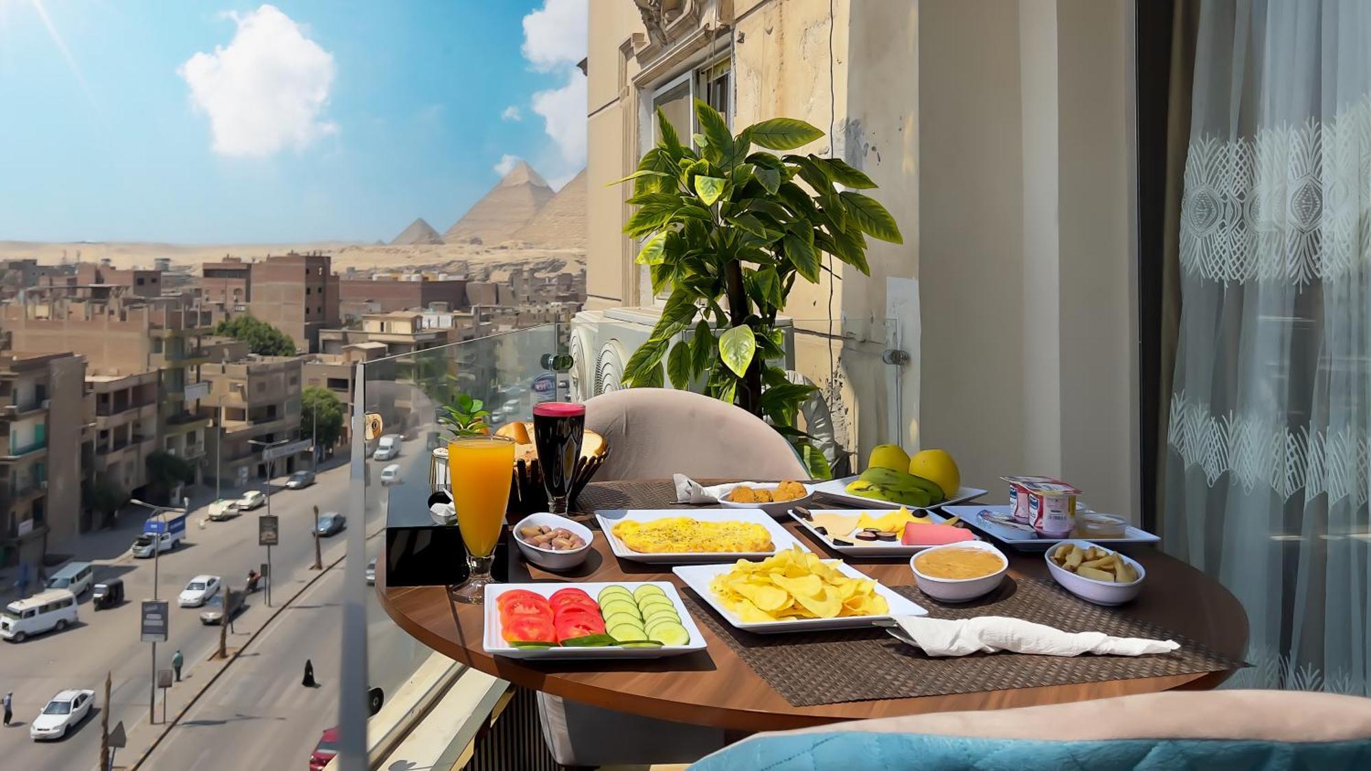 Imperial Pyramids Heights View Bed and Breakfast Nazlet el-Sîsi Exteriör bild