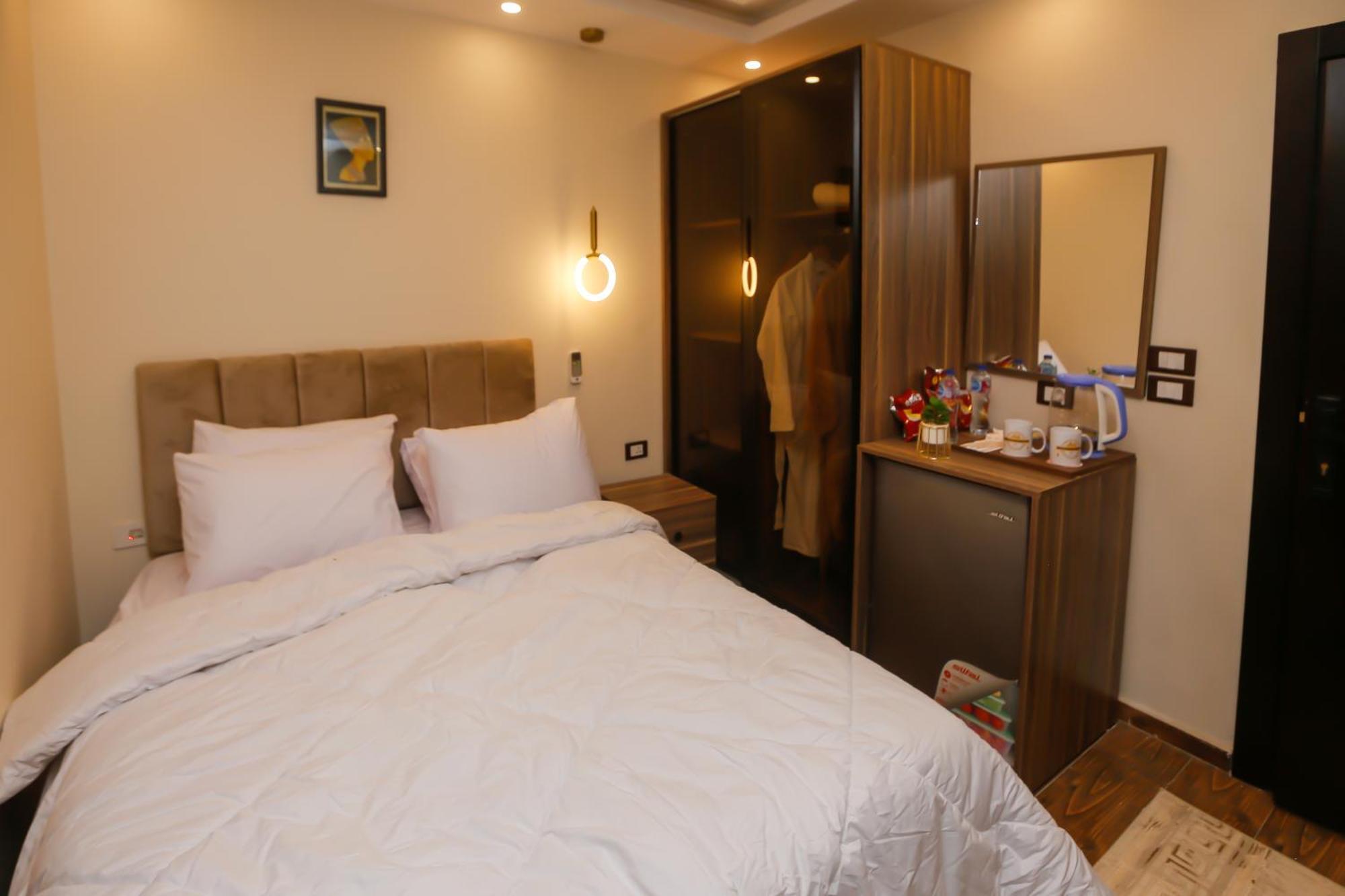 Imperial Pyramids Heights View Bed and Breakfast Nazlet el-Sîsi Exteriör bild