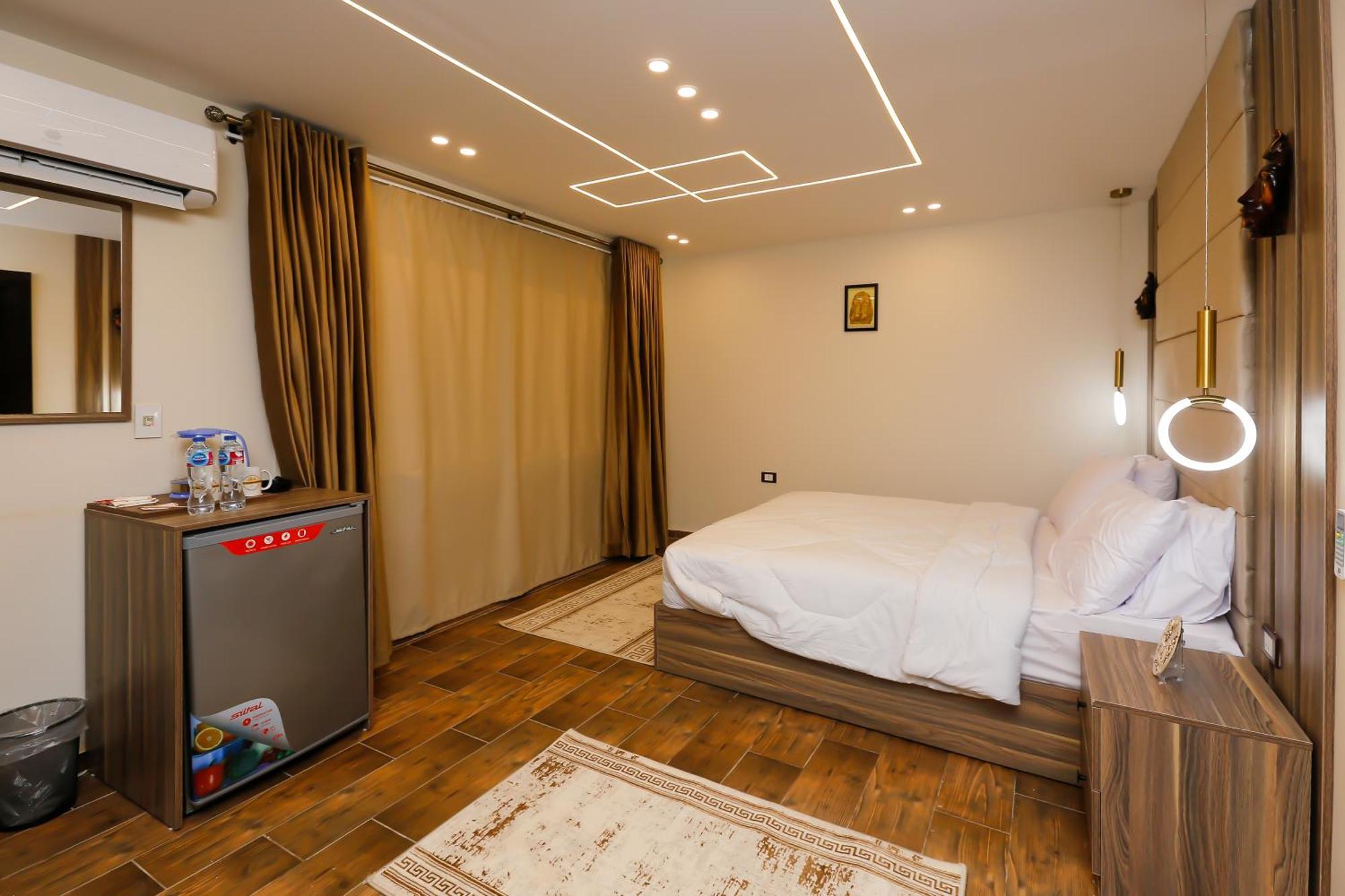 Imperial Pyramids Heights View Bed and Breakfast Nazlet el-Sîsi Exteriör bild