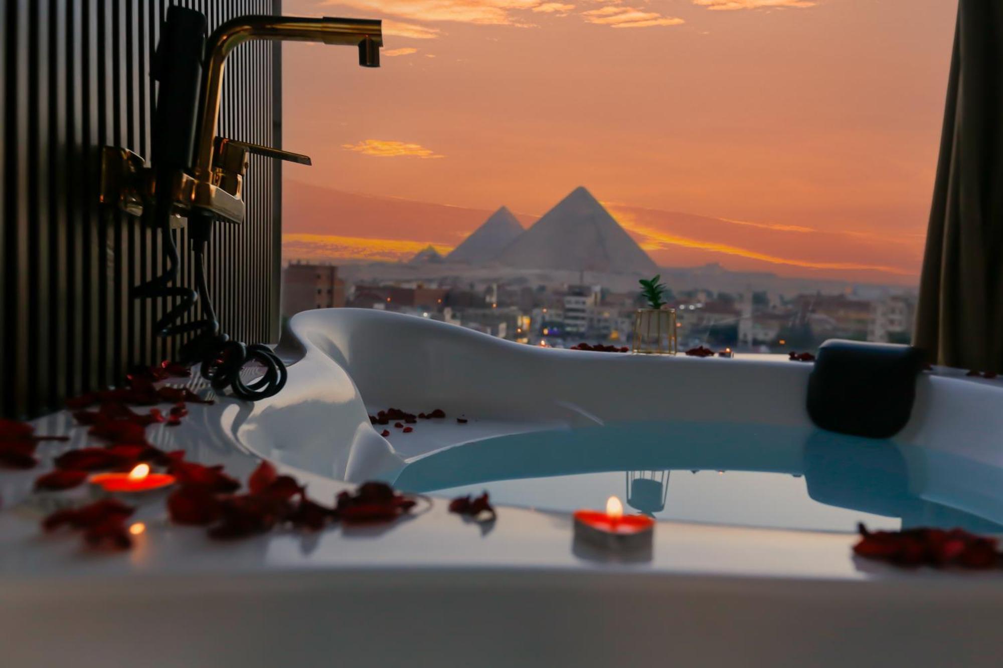Imperial Pyramids Heights View Bed and Breakfast Nazlet el-Sîsi Exteriör bild